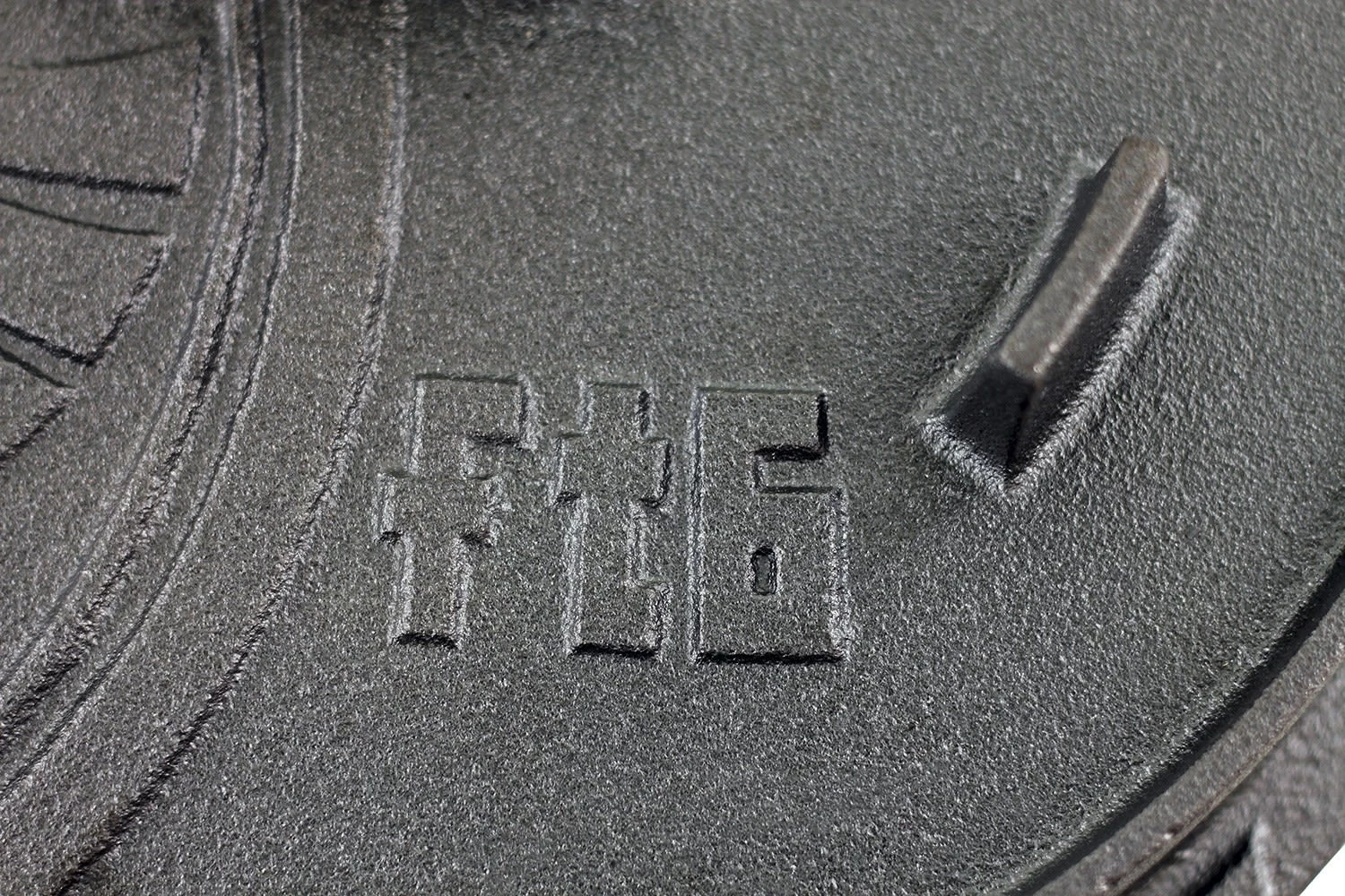 Petromax Feuertopf Gusseisen Ft6-t In Schwarz - 5,5 Liter 7 Petromax Feuertopf Gusseisen Ft6-t In Schwarz - 5,5 Liter – Bild 5