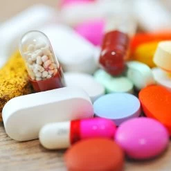 2x Pillendose In Weiß/ Rot -Küchenbedarf Geschäft relaxdays 2x pillendose in weiss rot 5