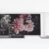 Küchenrückwand - Blumen Mit Nebel Auf Schwarz In Schwarz